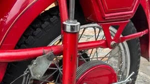 Moto Guzzi   (17)