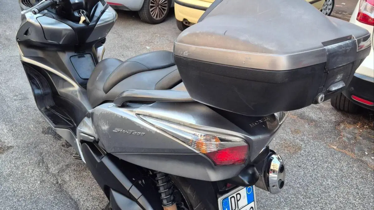 Honda SW-T 400 (2009 - 16)  (3)