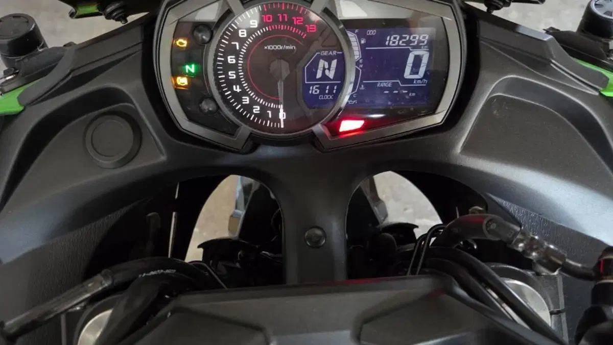 Kawasaki Ninja 650 KRT Edition (2017 - 19)  (5)