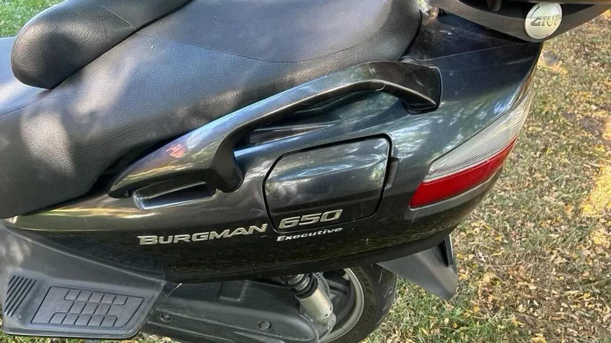 Suzuki Burgman AN 650 Executive ABS (2006 - 12)  (4)