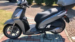 Kymco People 300i GT ABS (2016 - 20) 