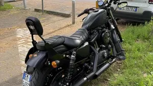 Harley-Davidson 883 Iron (2017 - 20) - XL 883N  (4)