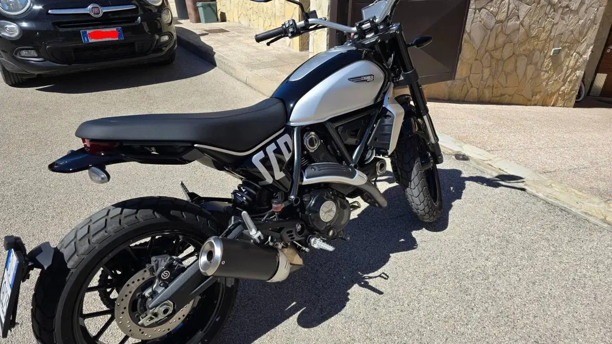 Ducati Scrambler 800 Icon (2023 - 24)  (2)
