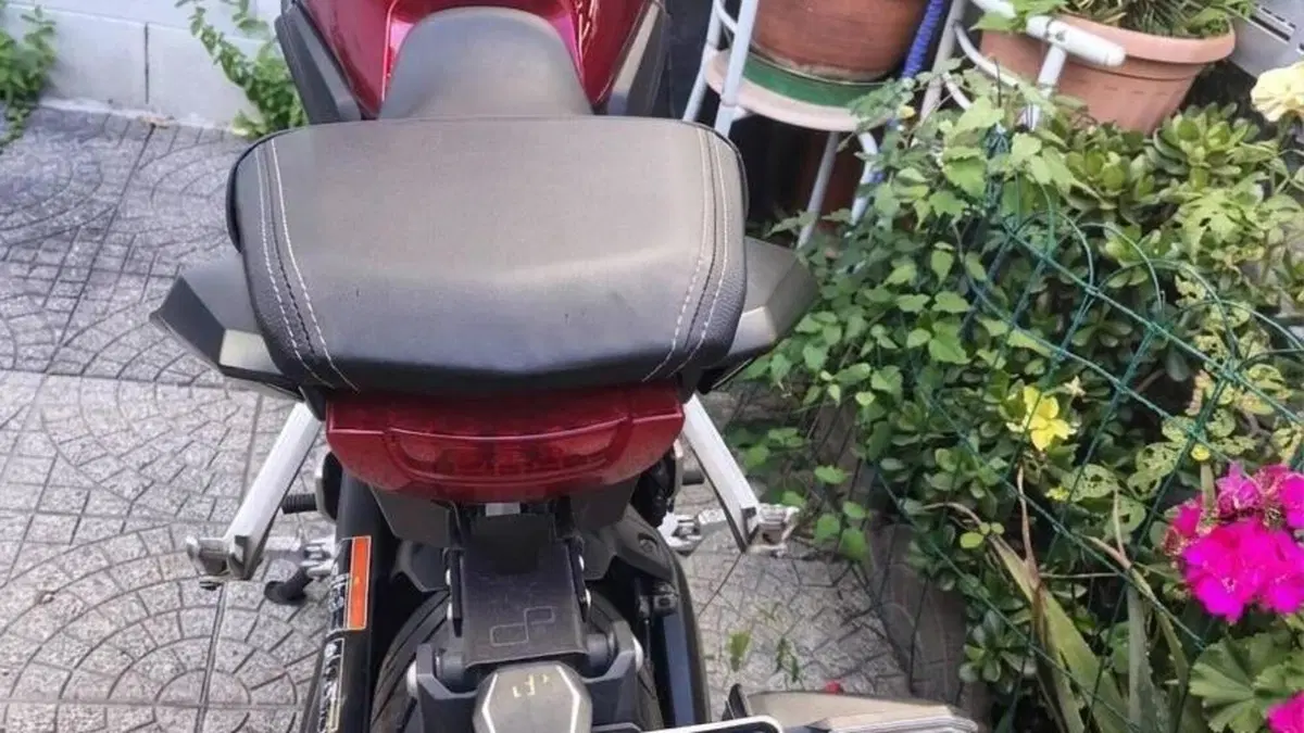 Honda CB 650 R (2021 - 23)  (6)