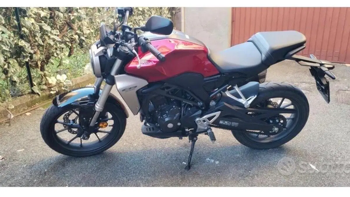 Honda CB 300 R (2020 - 21)  (2)