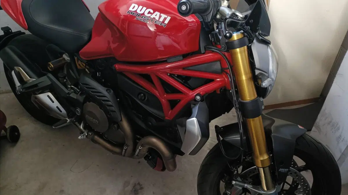 Ducati Monster 1200 S (2014 - 16) 