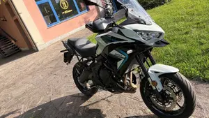 Kawasaki Versys 650 (2025 - 26)  (4)