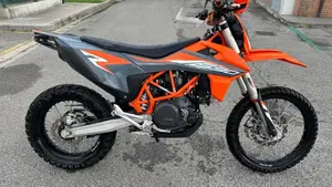KTM 690 Enduro R (2021)  (4)