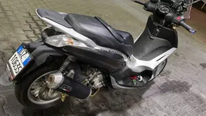 Piaggio Beverly 300 i.e. (2010 - 16)  (3)