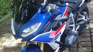 Bmw R 1250 RS (2021 - 25)  (2)