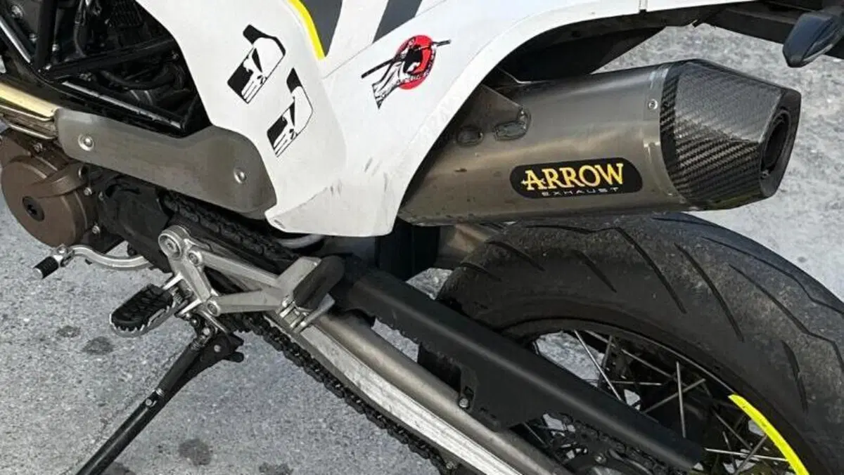 Husqvarna 701 Supermoto (2022)  (5)