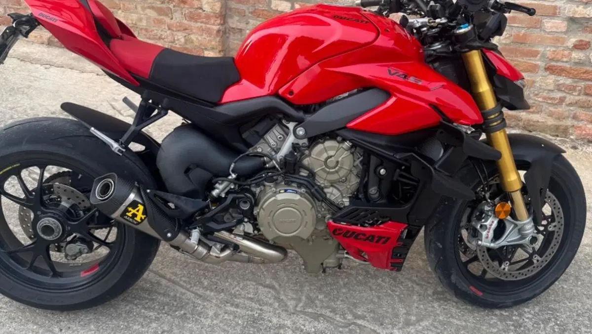 Ducati Streetfighter V4 S (2023 - 24)  (2)