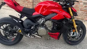 Ducati Streetfighter V4 S (2023 - 24)  (2)