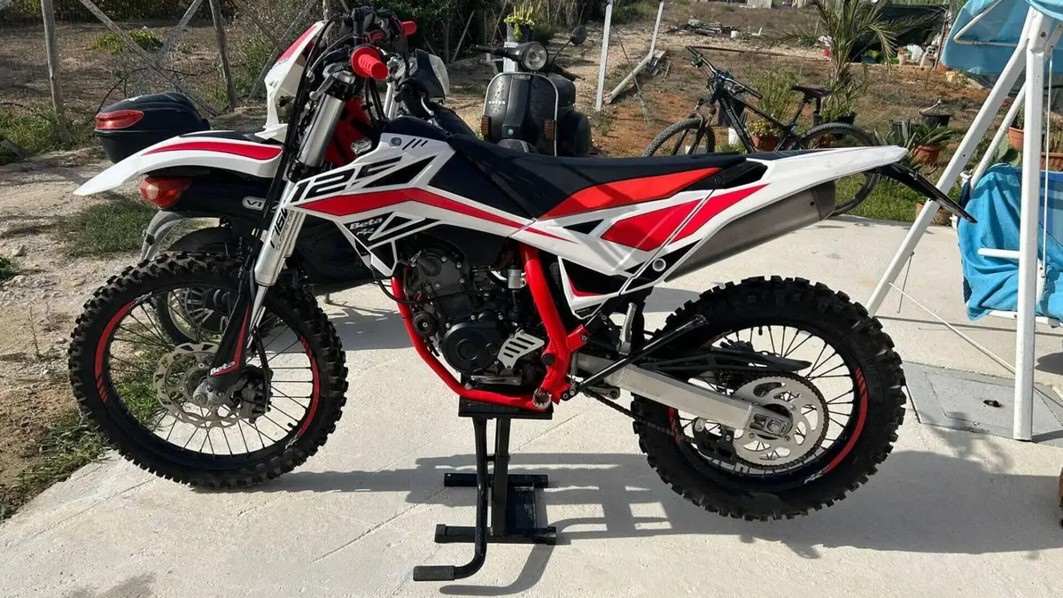 Betamotor RR 125 4T Enduro LC (2018 - 20) 