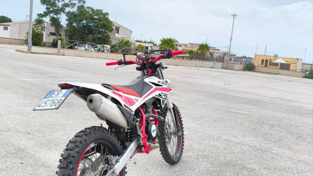 Betamotor RR 125 4T Enduro LC (2018 - 20)  (7)