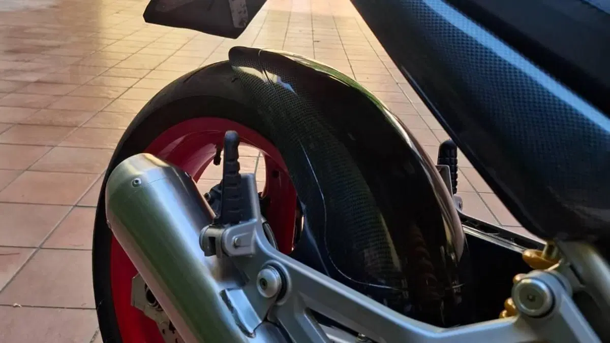 Ducati Monster 620 (2003 - 06)  (4)