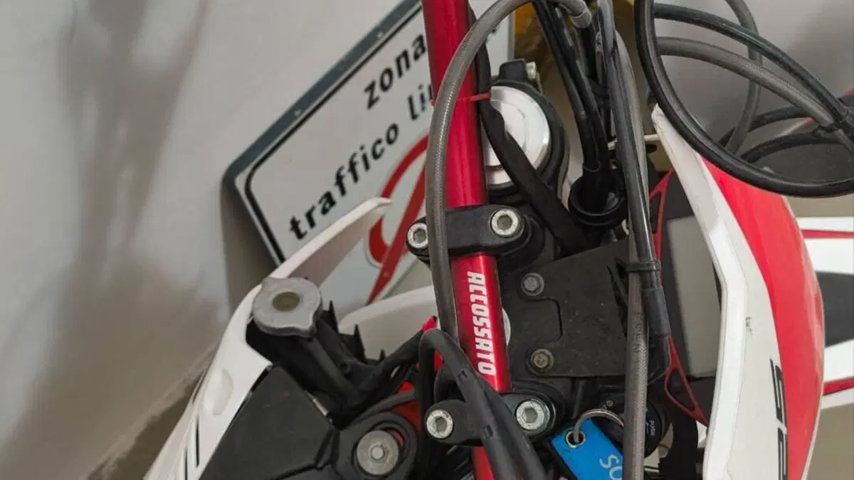 Betamotor RR 125 4T Enduro LC (2018 - 20)  (14)