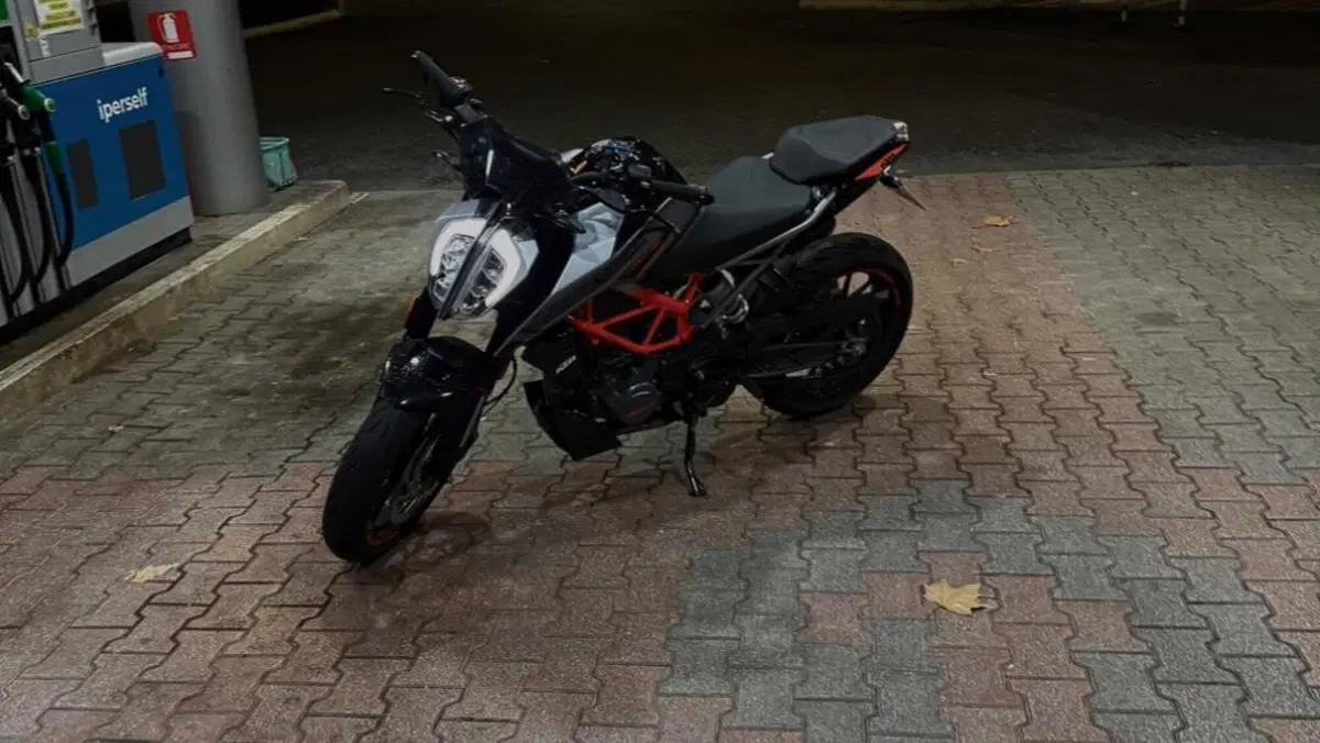 KTM 125 Duke (2021 - 23)  (10)