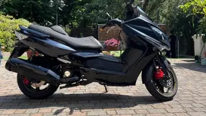 Kymco Xciting 300i R (2007 - 14)  (7)