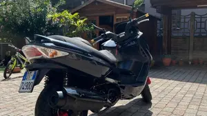 Kymco Xciting 300i R (2007 - 14)  (8)