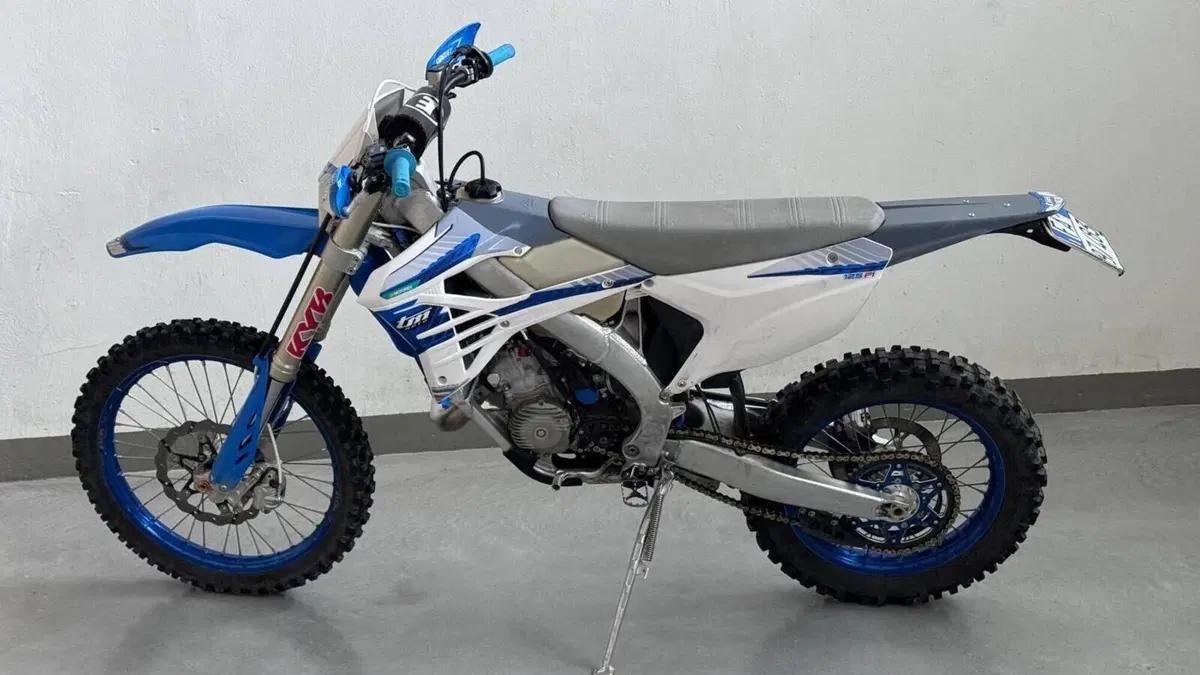 Tm Moto EN 125 Fi 2T (2023)  (8)