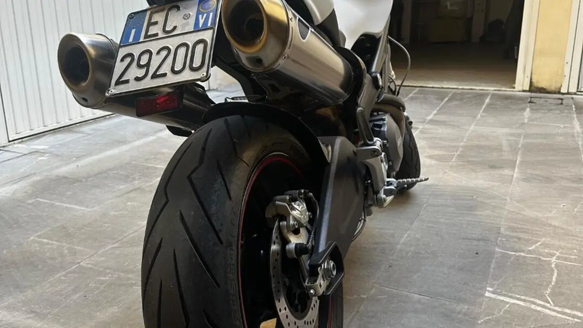Ducati Monster 696 ABS (2009 - 14)  (8)