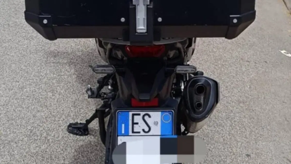 Honda Africa Twin CRF 1100L Adventure Sports (2020 - 21)  (3)
