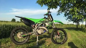 Kawasaki KX125 (2005 - 06)  (2)