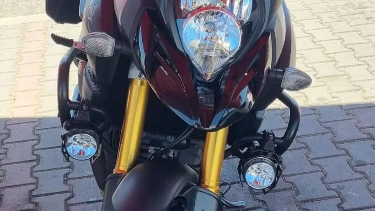 Suzuki V-Strom 1000 ABS No compromise LE (2015 - 17)  (2)