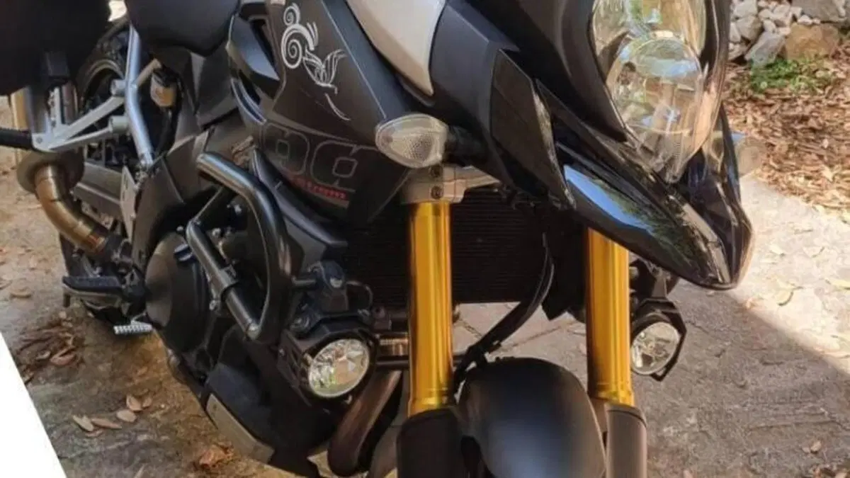 Suzuki V-Strom 1000 ABS No compromise LE (2015 - 17)  (4)