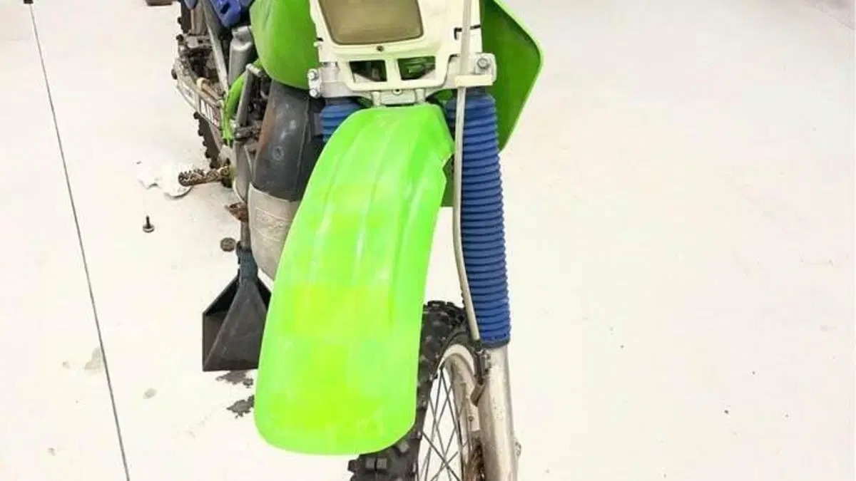 Kawasaki   (3)