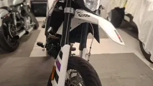 Aprilia SX 125 (2021 - 24)  (7)