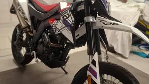 Aprilia SX 125 (2021 - 24)  (10)