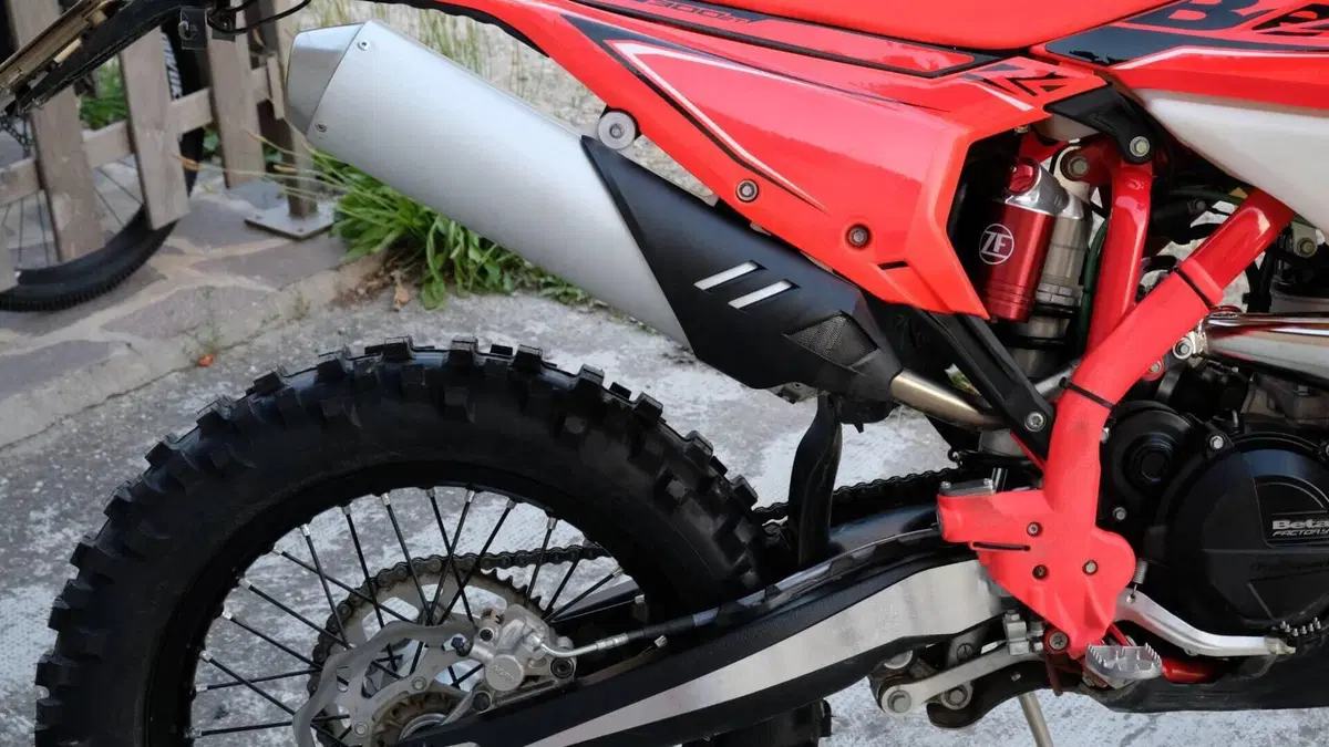Betamotor RR X-PRO 300 2T Enduro (2026)  (5)