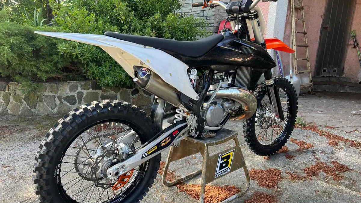 KTM 250 SX (2019)  (4)