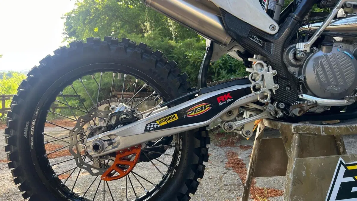 KTM 250 SX (2019)  (7)