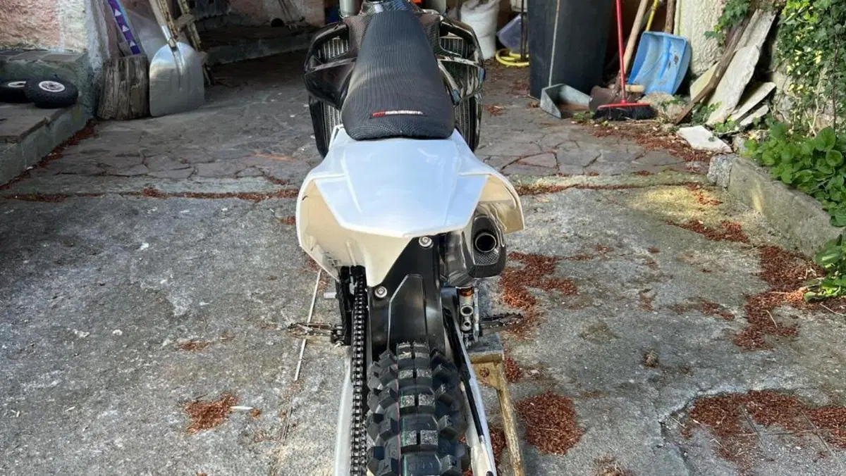 KTM 250 SX (2019)  (15)