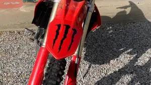 Honda CRF 250R (2014)  (2)