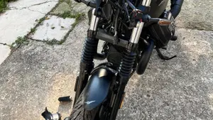 Moto Guzzi V7 Stone (2025 - 26) 