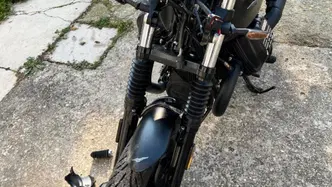Moto Guzzi V7 Stone (2025 - 26)