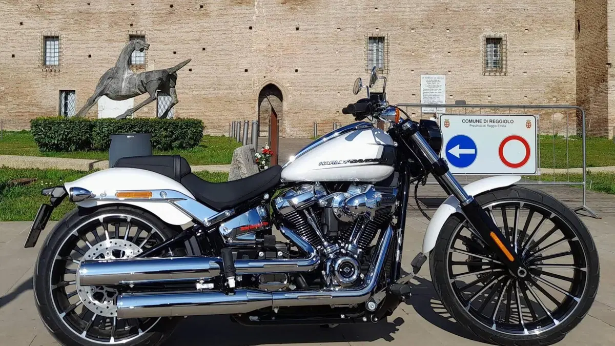 Harley-Davidson Breakout 117 (2023 - 24)  (4)