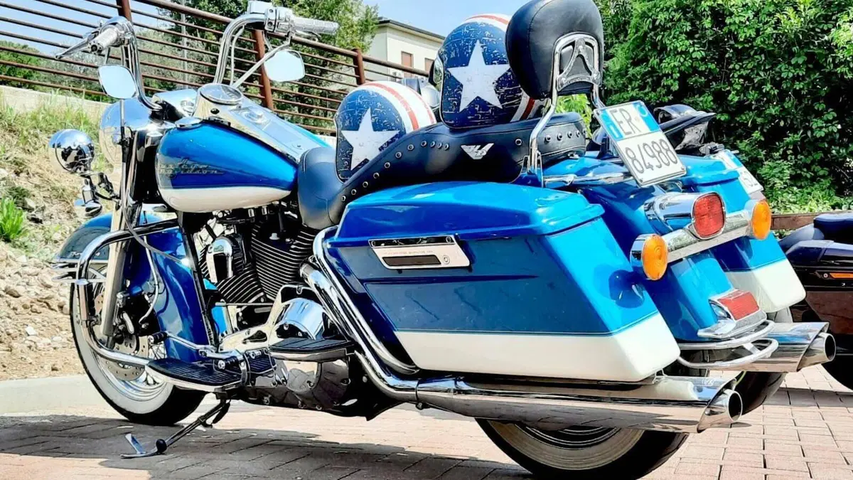 Harley-Davidson 1450 Road King (1999 - 03) - FLHR 