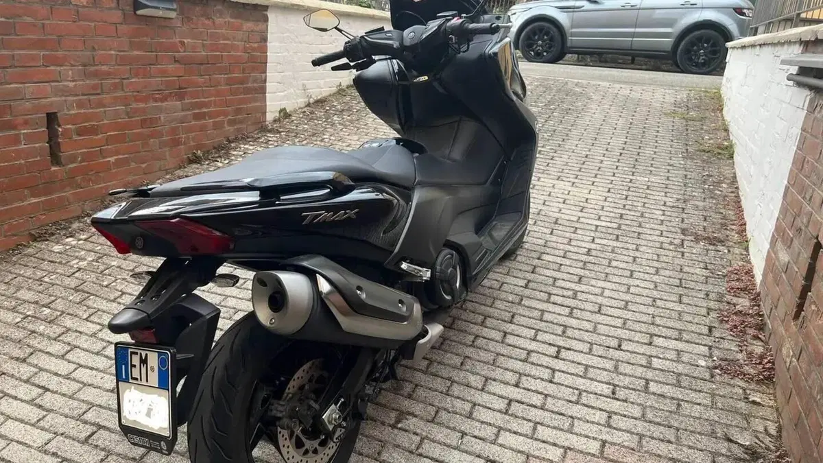 Yamaha T-Max 530 (2017 - 19)  (4)