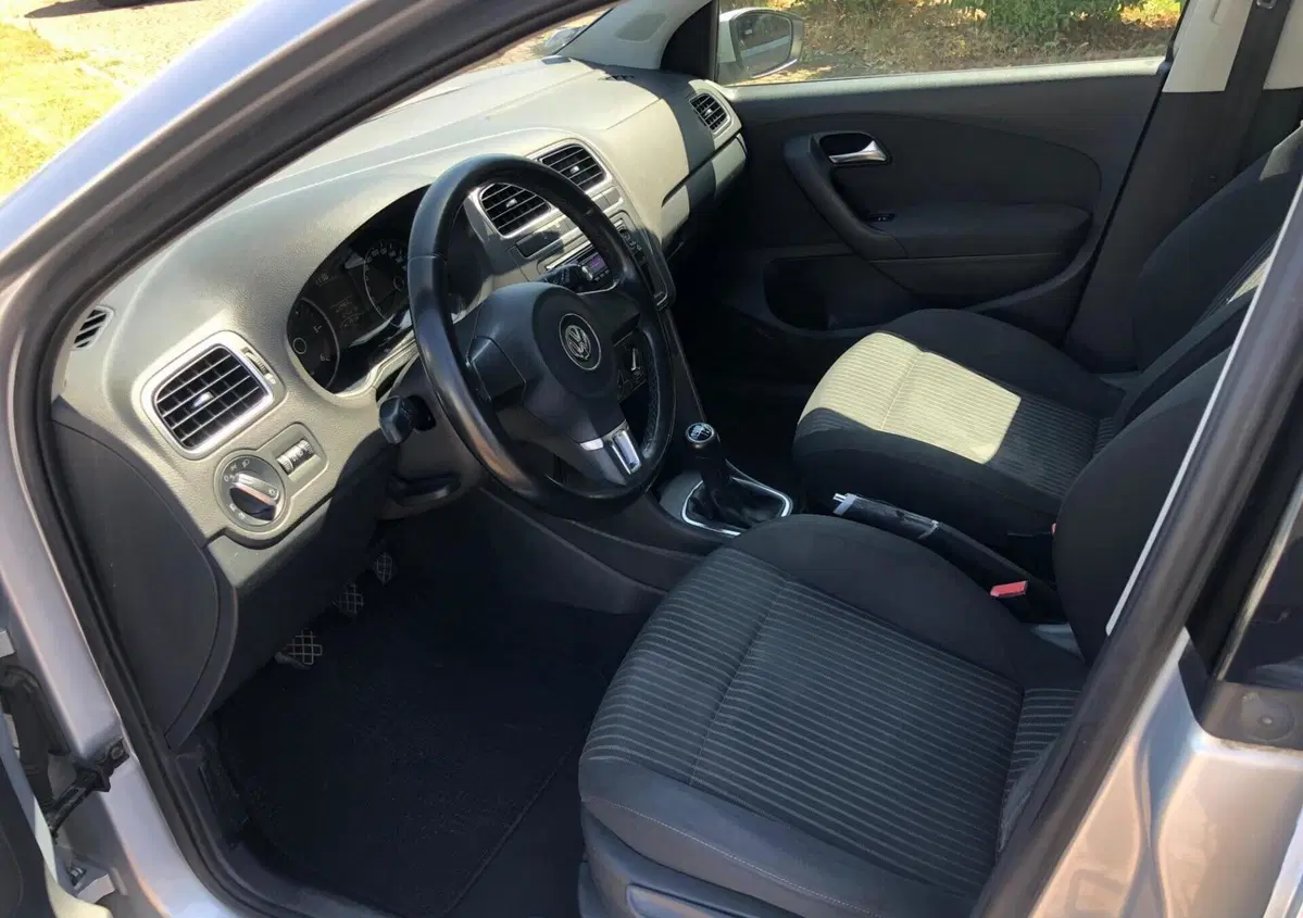 Volkswagen Polo 1.4 TDI 5p. Comfortline (4)
