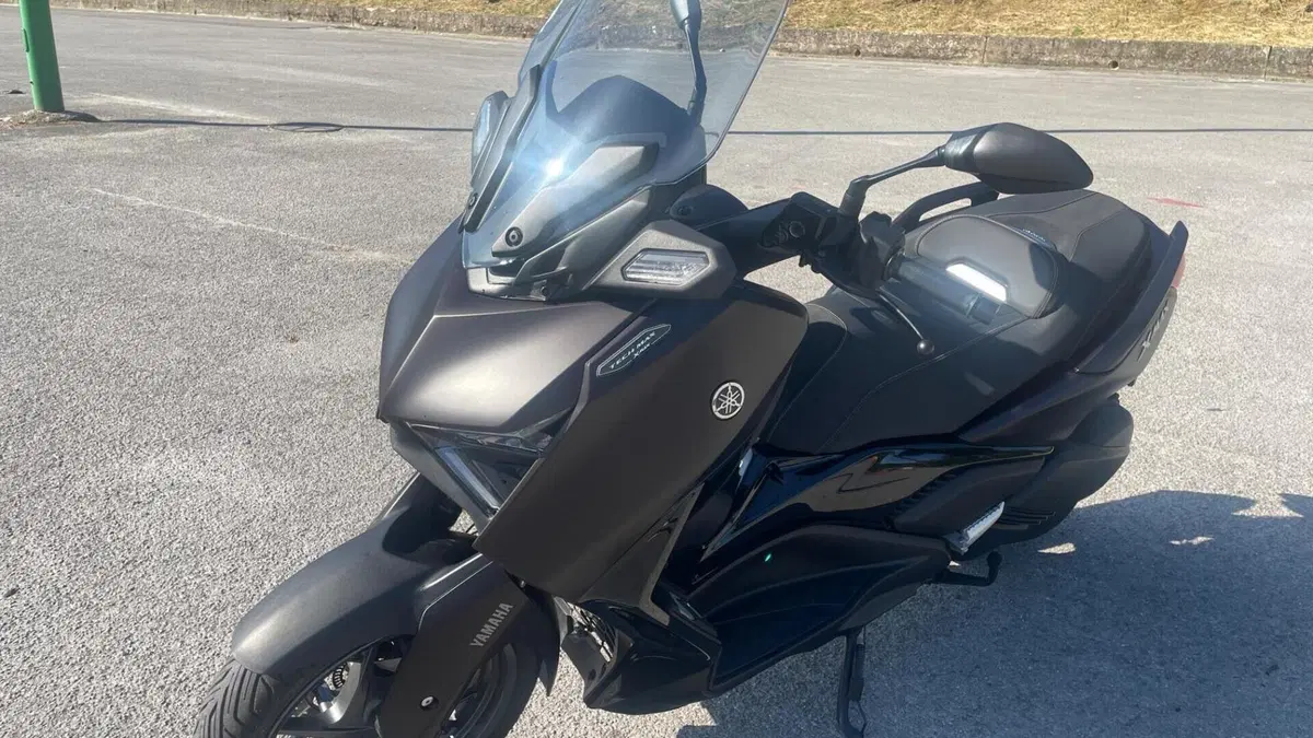 Yamaha X-Max 300 Tech Max (2021 - 24)  (4)