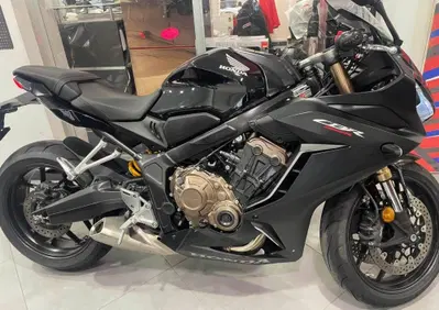 Honda CBR 650 R (2021 - 23) - Annuncio 10042394