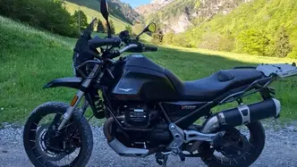 Moto Guzzi V85 TT (2021 - 23) usata