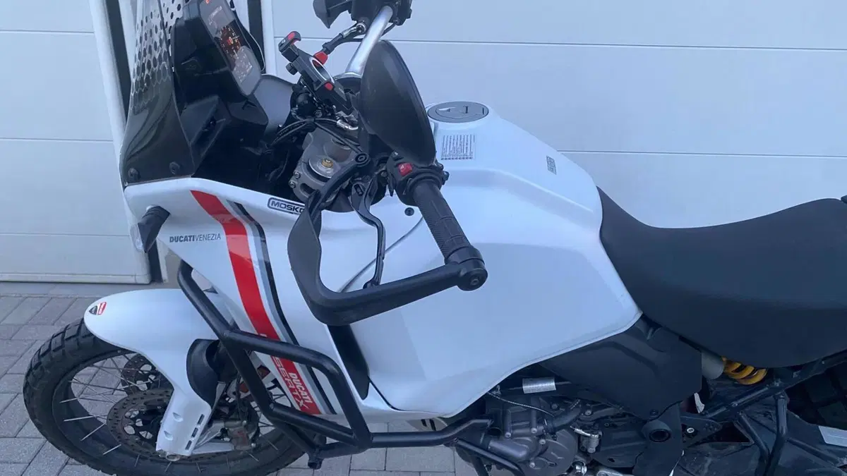 Ducati DesertX (2022 - 25)  (3)