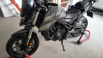 Honda CB 750 Hornet (2023 - 24) usata
