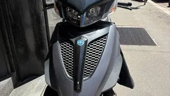 Piaggio Mp3 300 ie Yourban Sport ERL (2011 - 17)
